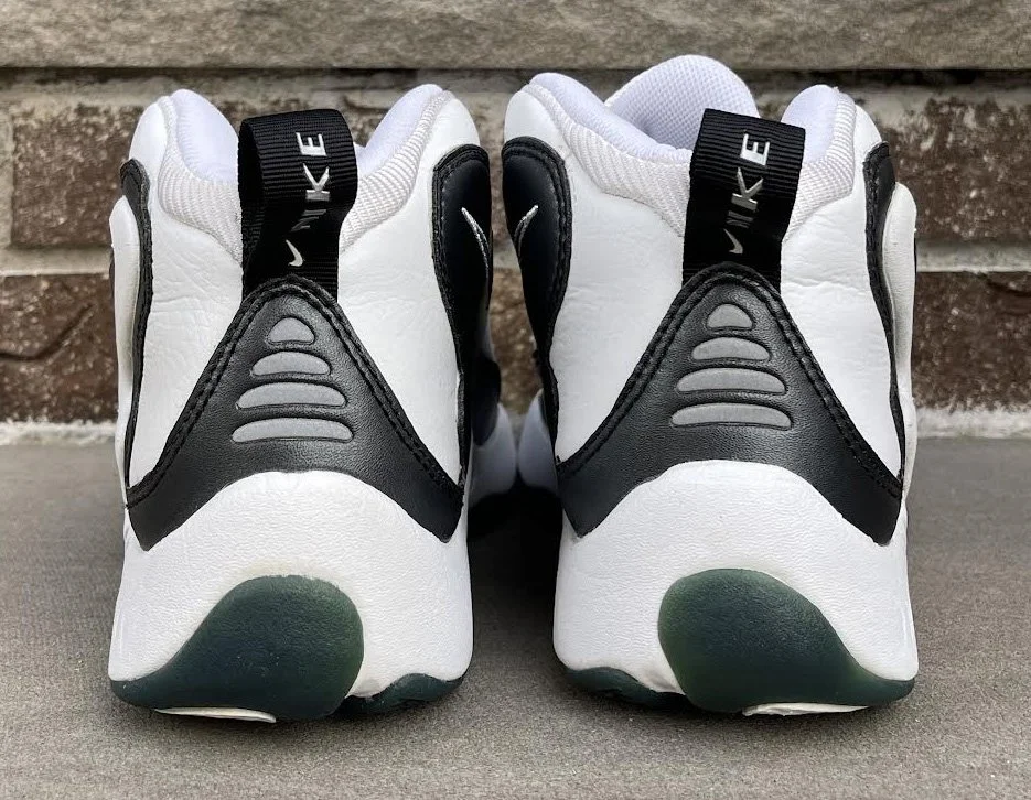 Nike Air Hawk Flight Dark Pine (Size 7.5) DS 